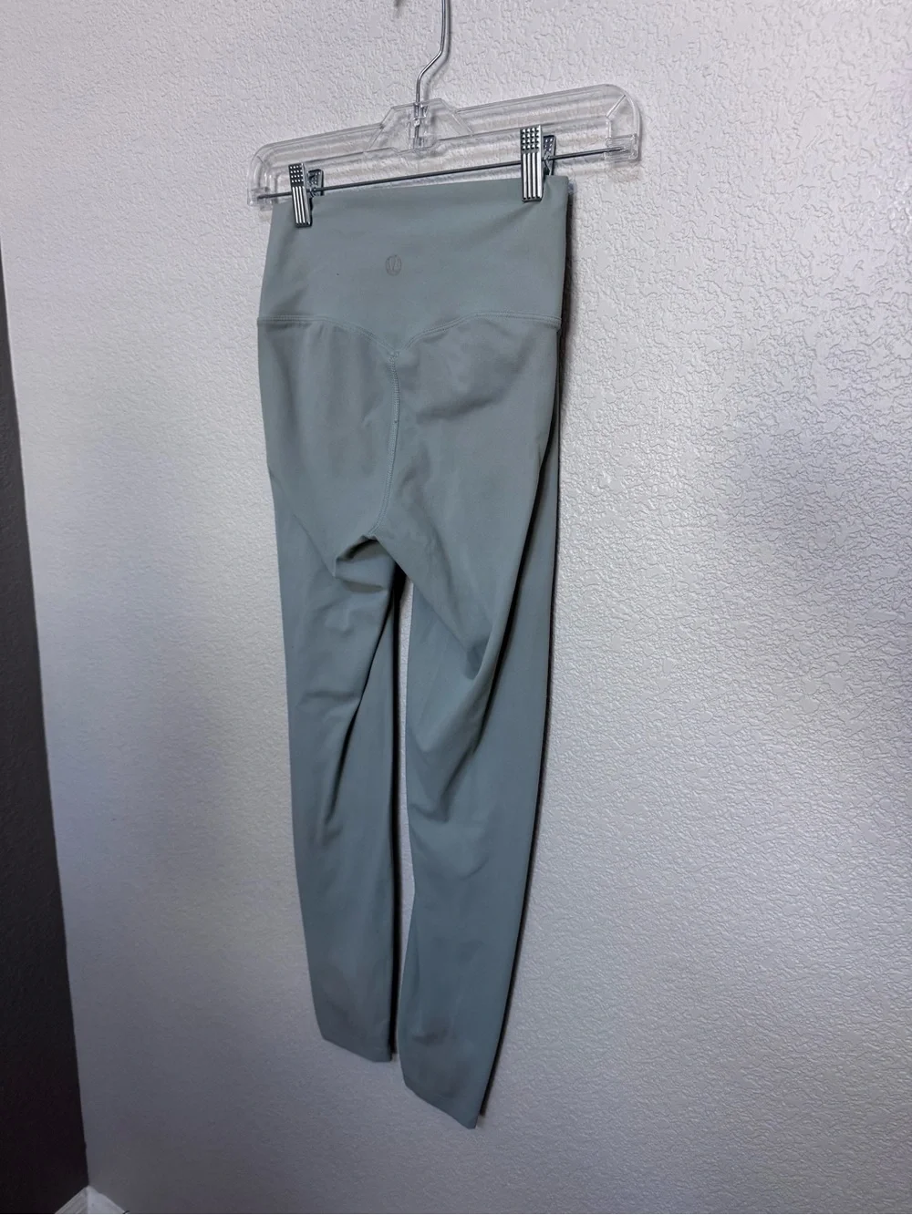 Lululemon High Waist 7/8 Legging Sage Green Women’s 2  Summer Outdoor